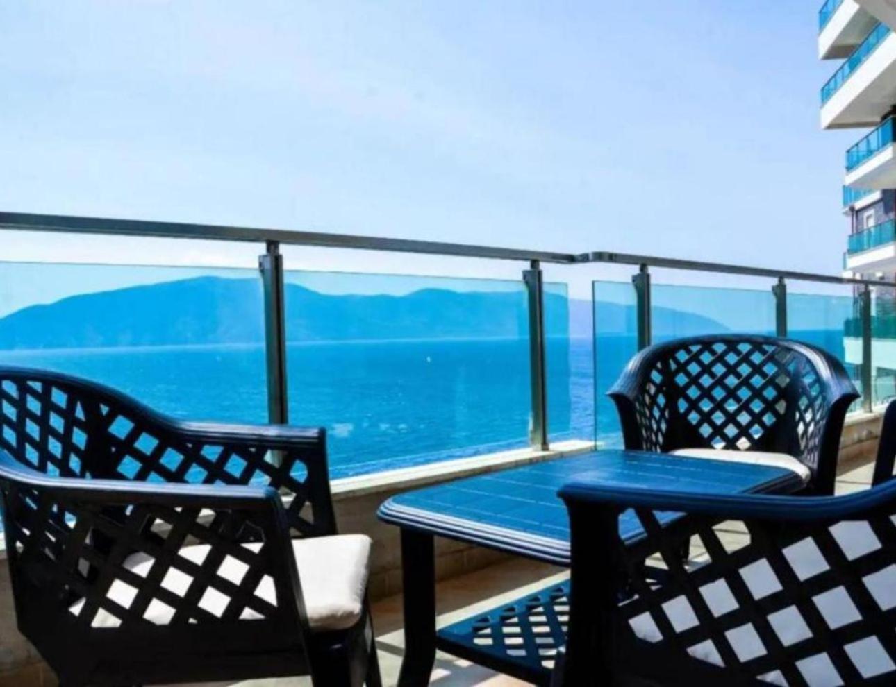 Toto Hotel & Apartments Radhime Exterior photo